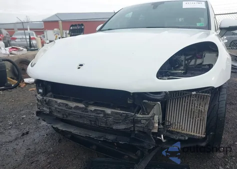 2015 Porsche Macan Turbo z USA, uszkodzony, nr VIN WP1AF2A57FLB96517